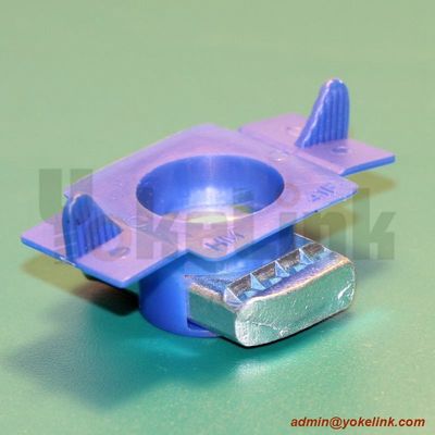 Zinc plated steel struct nut with plastic wing for channel fitting